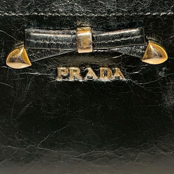 Prada Vitello Shine Zip Around Long Wallet Black Bow Front Elevated Basic Preppy - Picture 2 of 12